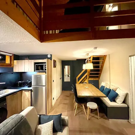 Le Chalerick - Triplex Renove 6 A 8 Personnes - Hyper Centre 1800 - Aux Pieds