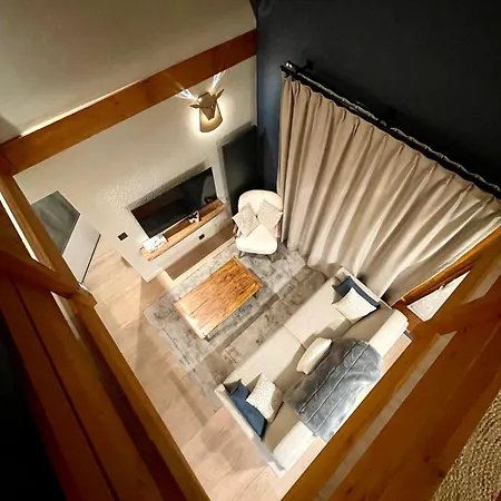 Apartment Le Chalerick - Triplex Renove 6 A 8 Personnes - Hyper Centre 1800 - Aux Pieds Valmeinier