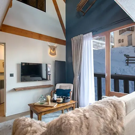 Le Chalerick - Triplex Renove 6 A 8 Personnes - Hyper Centre 1800 - Aux Pieds *