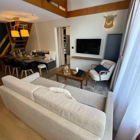 Le Chalerick - Triplex Renove 6 A 8 Personnes - Hyper Centre 1800 - Aux Pieds