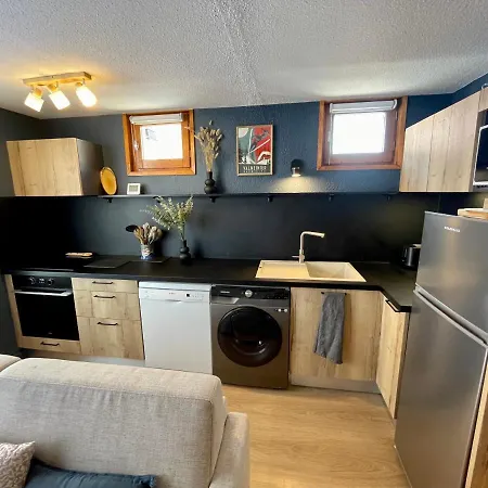 Le Chalerick - Triplex Renove 6 A 8 Personnes - Hyper Centre 1800 - Aux Pieds *